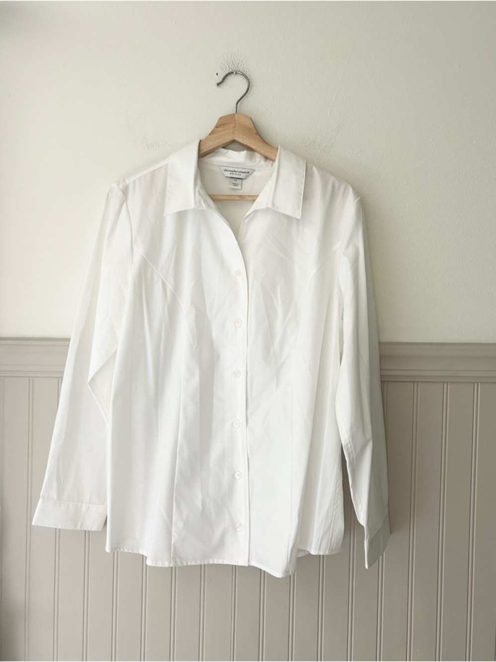 Christopher & Banks Large Petite White Classic Collared Button-Down Shirt